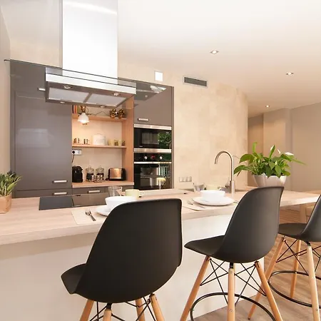 Montaber Apartments - Sagrada Familia * Barcelona