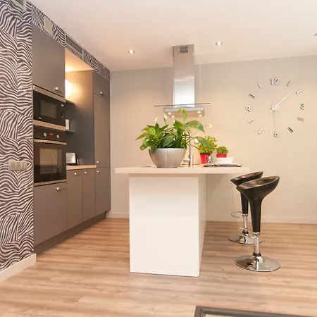 Montaber Apartments - Sagrada Familia Barcelona